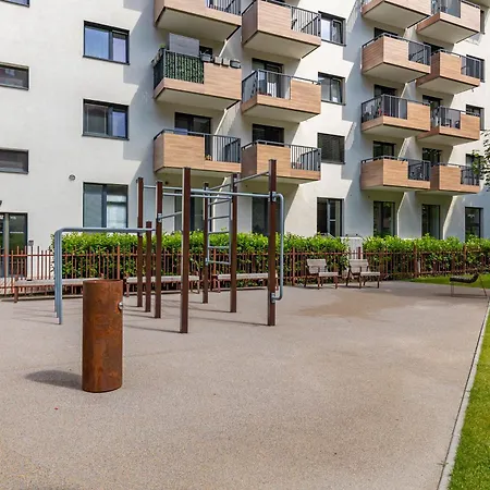 Modern Oasis In Bratislava's Heaven شقة براتسيلافا