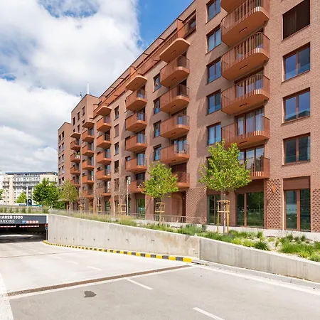 شقة Modern Oasis In Bratislava's Heaven