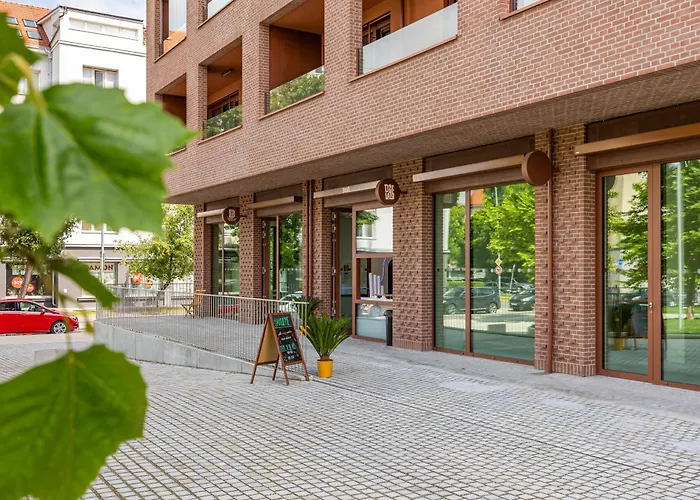 Modern Oasis In Bratislava's Heaven Bratysława