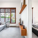 Modern Oasis In Bratislava's Heaven 布拉迪斯拉发
