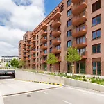 公寓 Modern Oasis In Bratislava's Heaven