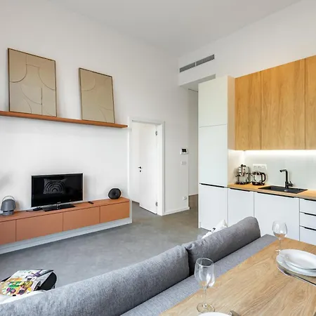 Daire Modern Oasis In Bratislava's Heaven