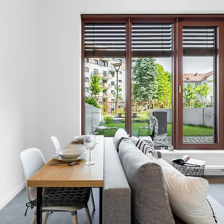 Daire Modern Oasis In Bratislava's Heaven *