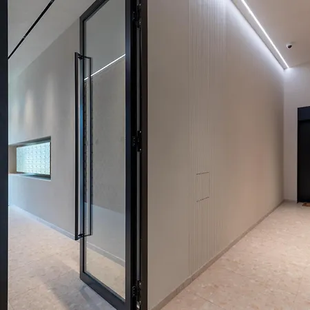 Modern Oasis In Bratislava's Heaven * ברטיסלאבה