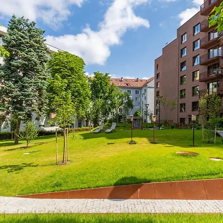 דירה Modern Oasis In Bratislava's Heaven *